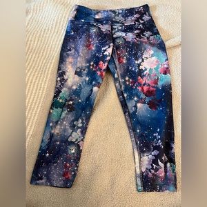 American Eagle Galaxy/Floral capri leggings